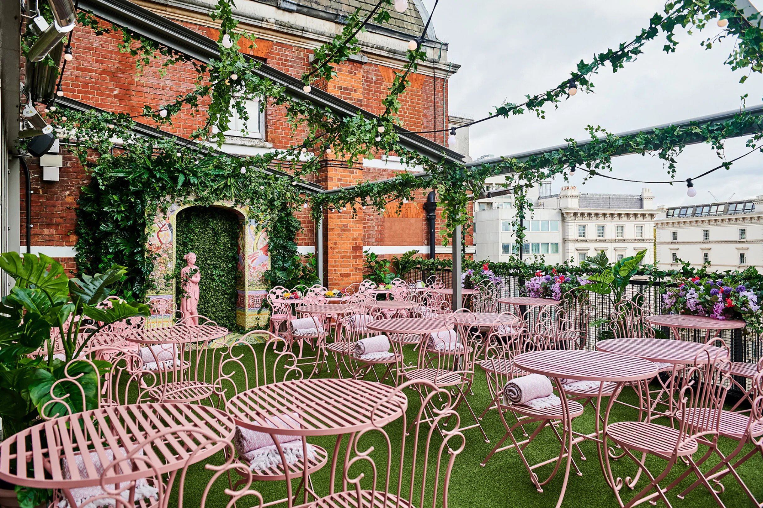Alice-Olivia-Terrace-harvey-nichols-2432x0-c-default