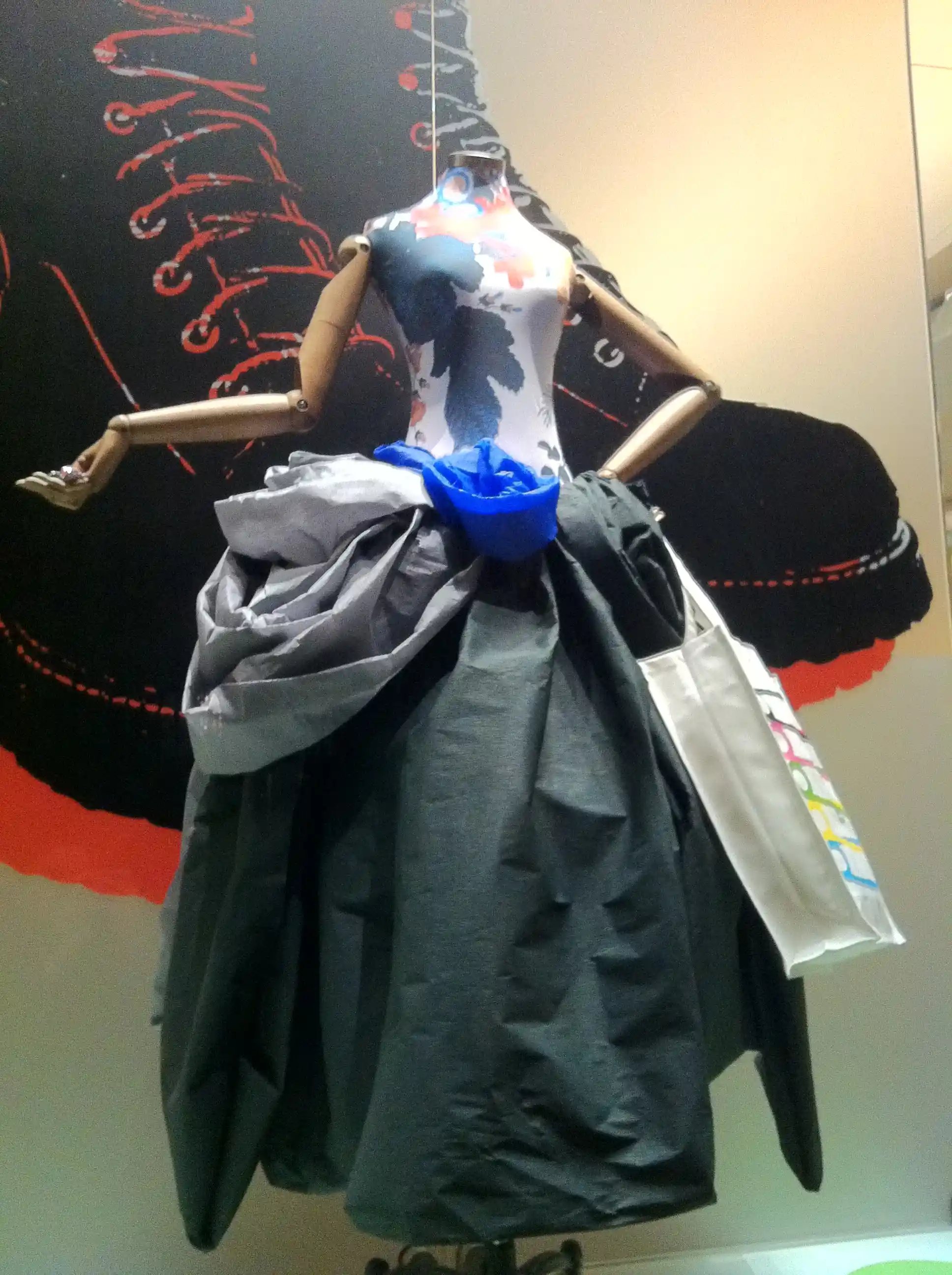 Yohji Yamamoto Gallery Image 1 (5)